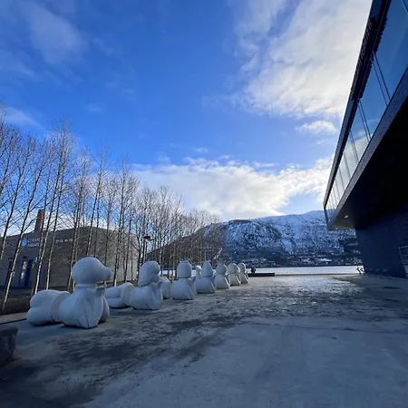 Downtown Cozy דירה *